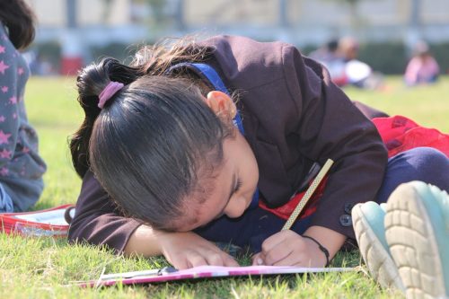 Campus-candid-2019-20-02-scaled